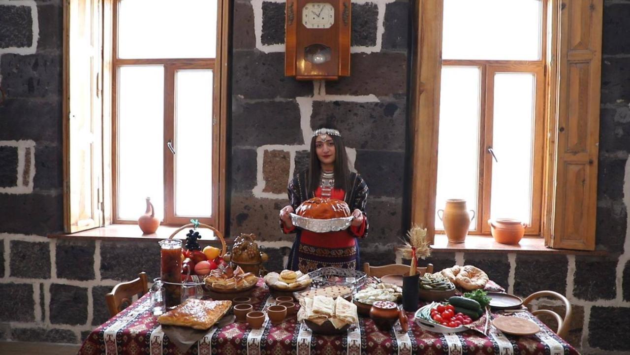 Guesthouse Emma Gyumri ภายนอก รูปภาพ