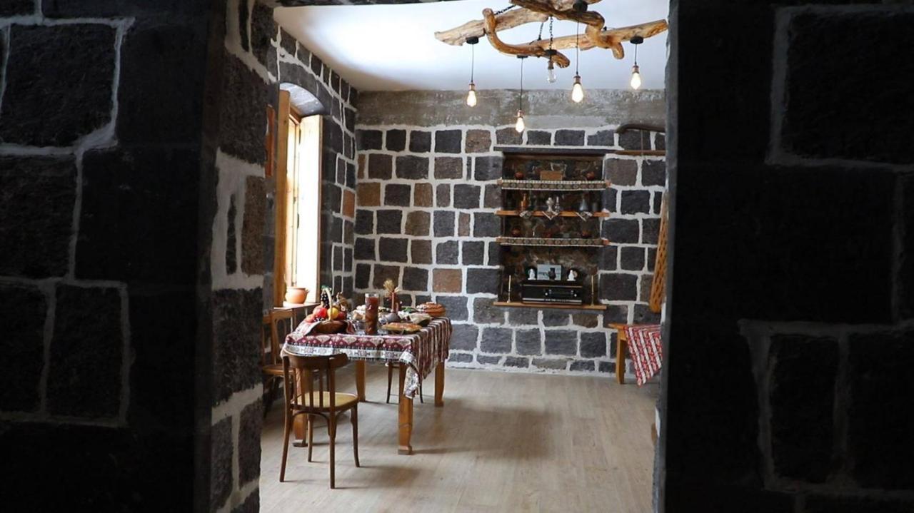 Guesthouse Emma Gyumri ภายนอก รูปภาพ