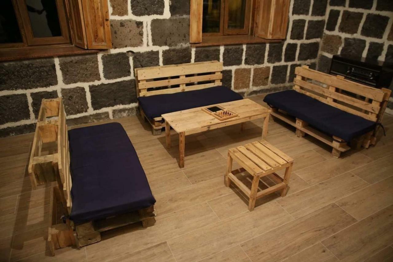 Guesthouse Emma Gyumri ภายนอก รูปภาพ